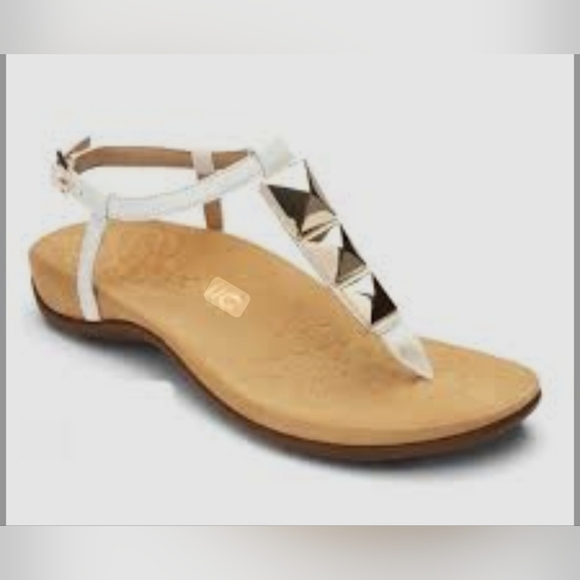 Vionic‎ Women's Sandals with Gold Accents - Picture 6 of 8